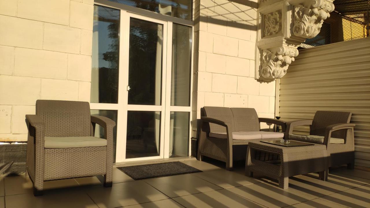 Квартира С Террасой, Крещатик 29, Бессарабка Kiev Exterior foto
