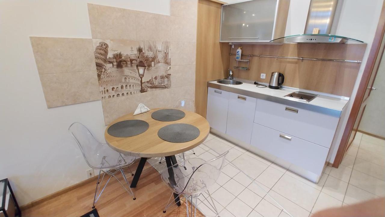 Квартира С Террасой, Крещатик 29, Бессарабка Kiev Exterior foto